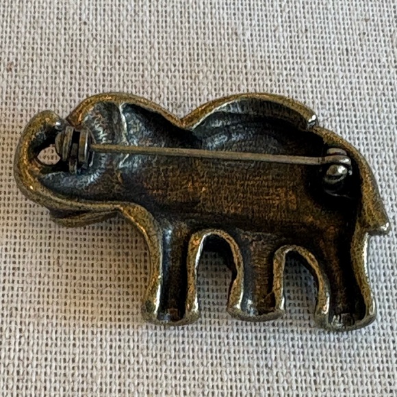 🎄$3 bundled Unbranded Gold Tone Blue Rhinestone Crystal Brooch Pin - Picture 3 of 6